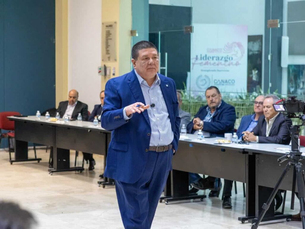 Fiscal César Jáuregui se reúne con CANACO para fortalecer la seguridad del sector empresarial
