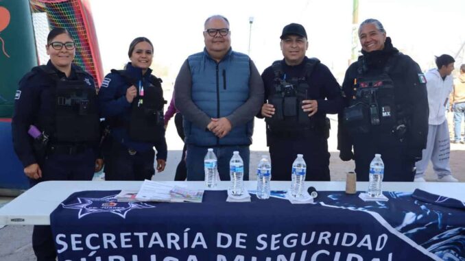 Realizan Feria del Día de la Familia en Parajes de San José