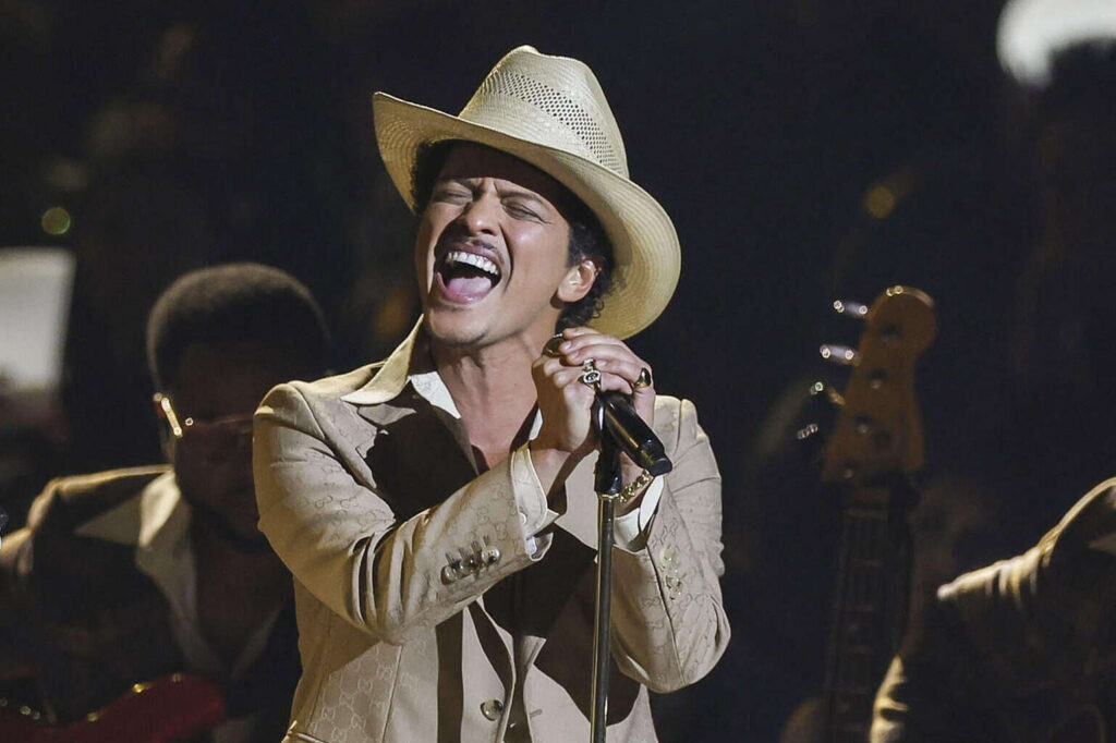 Bruno Mars mostrará su lado más latino con la gira ‘The Romantic’ en México