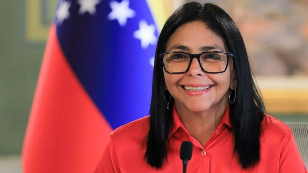 Delcy Rodríguez agradece a Donald Trump por su «amable disposición» de trabajo conjunto