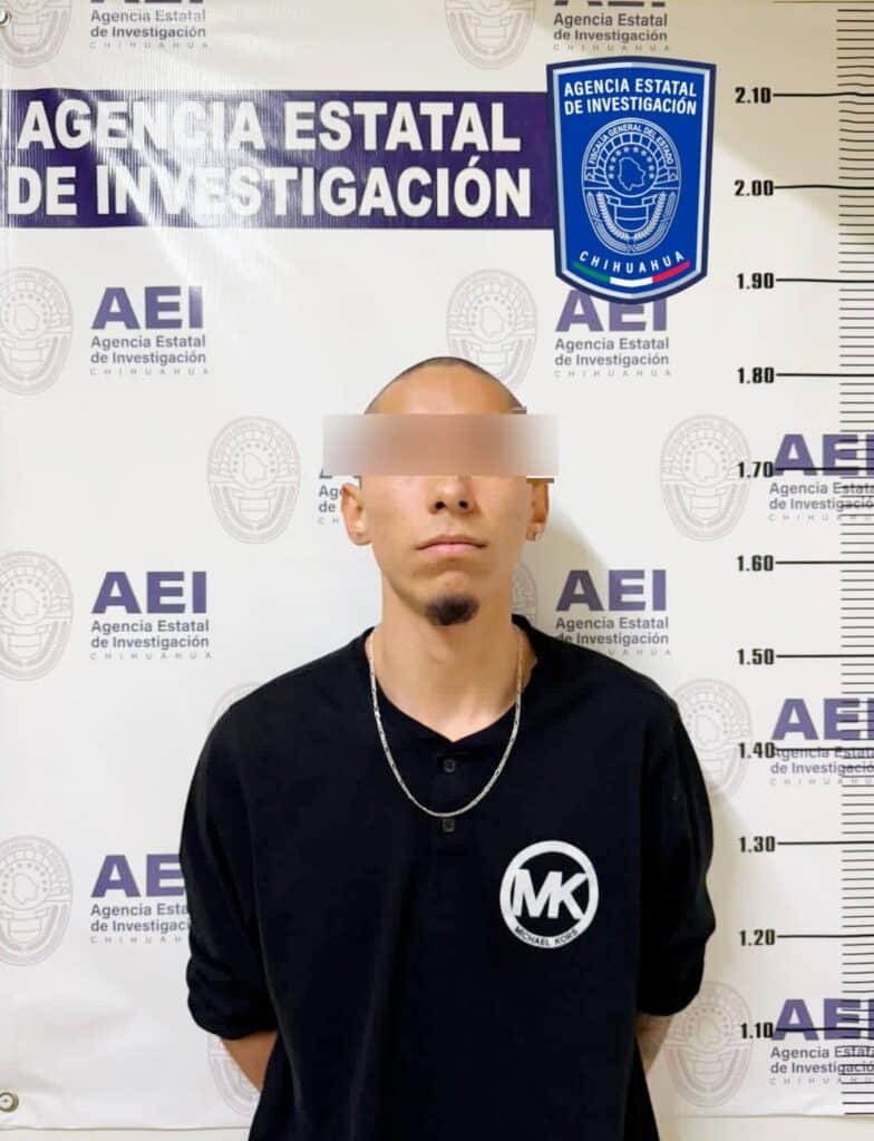 Detienen a tres personas por desobediencia y resistencia de particulares