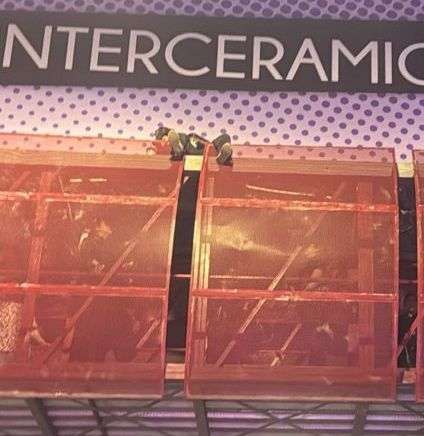 Intenta joven de 21 años lanzarse de puente en la López Mateos
