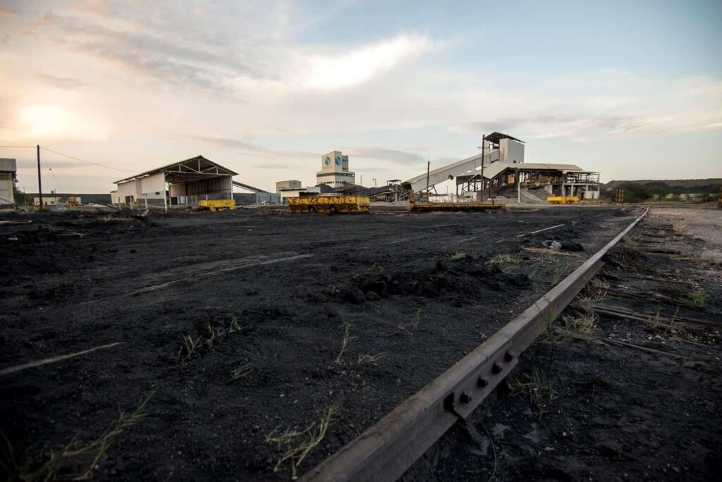 CFE identifica cuerpos de dos mineros recuperados en Pasta de Conchos
