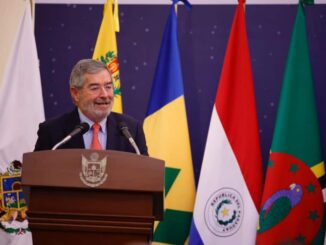 Canciller De la Fuente destaca la investigación y tecnología en primera asamblea ALCE