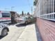 Adulto mayor se estrella contra vivienda tras confundir pedales en la colonia Dale