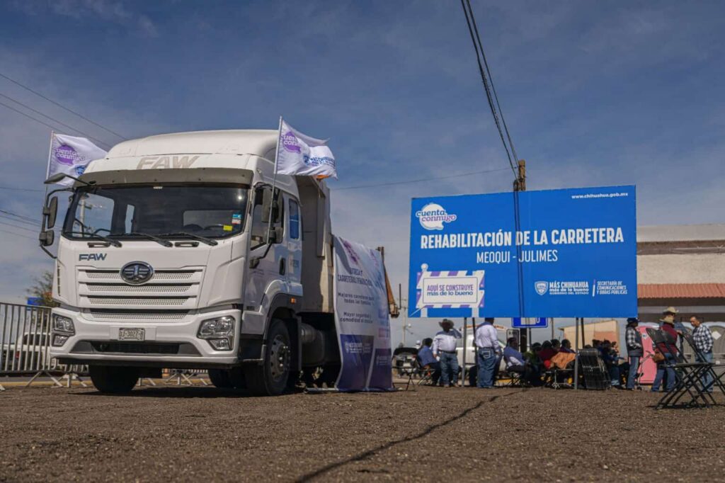 Maru Campos cumple; entrega tramo carretero Meoqui-Julimes en beneficio de más de 50 mil personas
