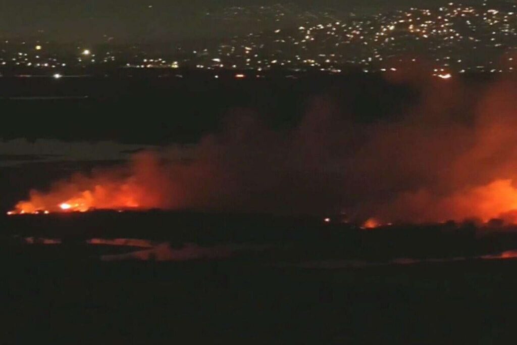 Humo llega hasta la CDMX en plena contingencia ambiental