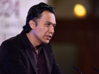Marx Arriaga se aferra a la SEP