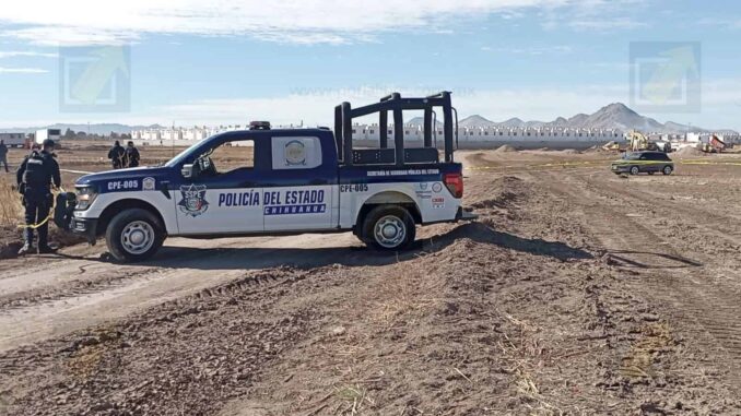 Hallan cuerpo envuelto en sábana en terreno baldío al suroriente 