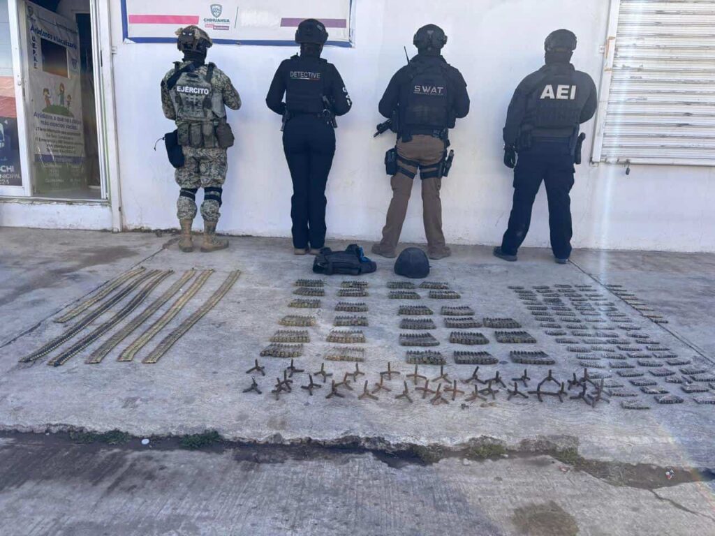 Aseguran vehículos con cartuchos y equipo táctico durante operativo conjunto en Guachochi