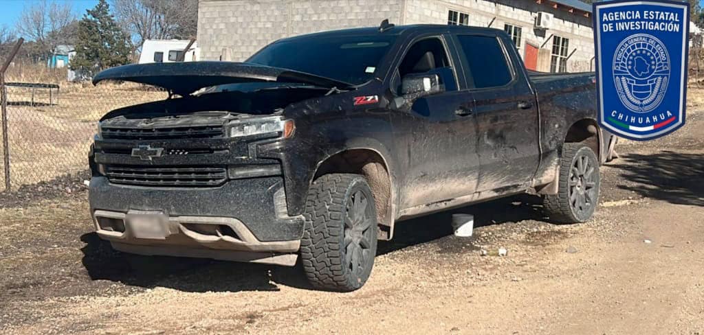 Recupera AEI en Balleza pick up robada en Ciudad Juárez