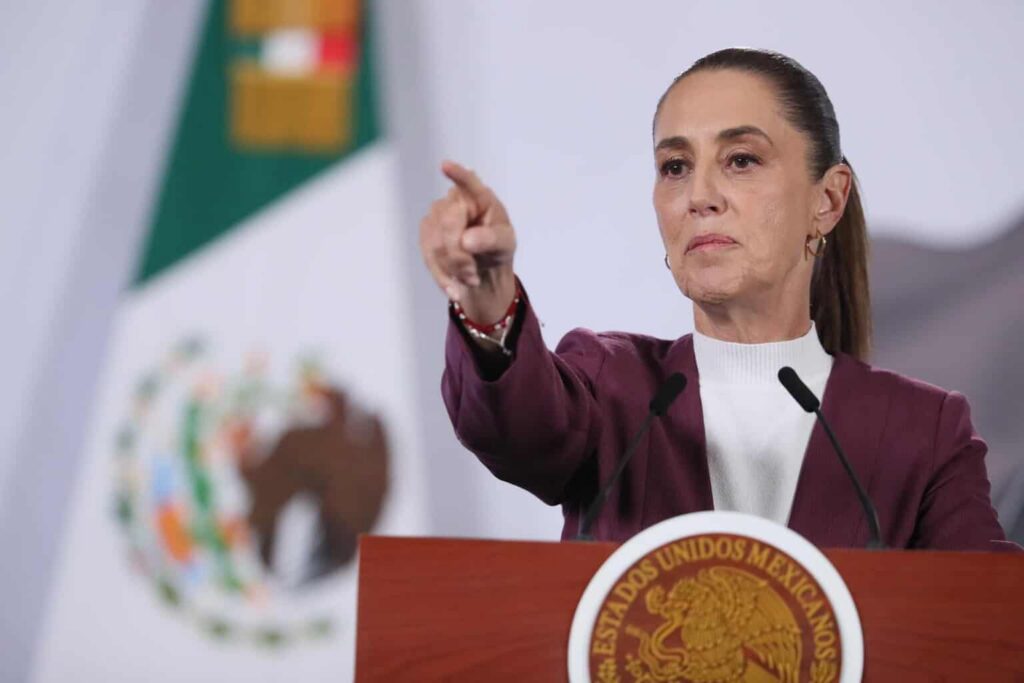 Sheinbaum afirma que EE.UU. debe «explicar» causas del confuso cierre del espacio aéreo en El Paso, Texas