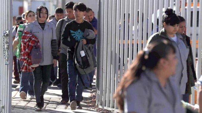 Comisiones del Senado aprueban reforma para reducir la jornada laboral