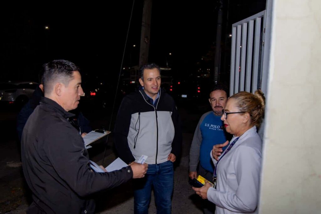 Supervisa Marco Bonilla seguridad en la colonia Mármol III mediante recorrido