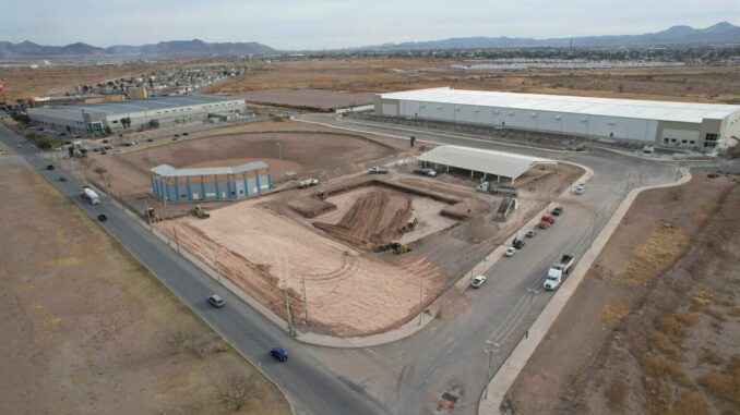 Avanza Municipio con trabajos de terracería para la construcción de Comandancia Oriente