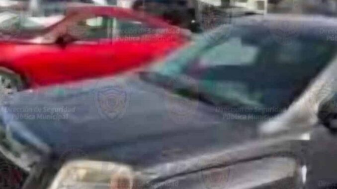Recuperan municipales de inmediato dos autos con reporte de robo con apoyo de PECUU