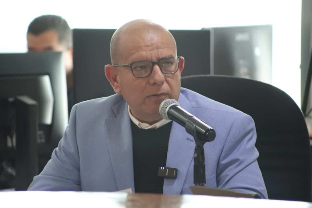 Cuauhtémoc Estrada solicita transparencia a la UACH por manejo de bienes e ingresos