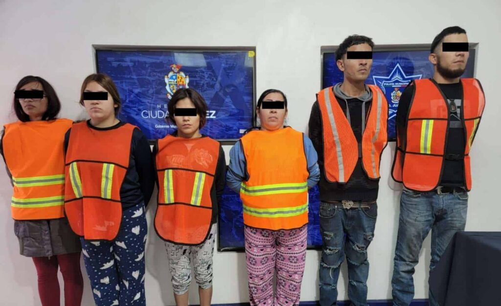 Detienen a siete traficantes de personas; secuestraron a seis niños migrates