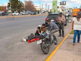 Motociclista queda herido en choque tras ser lanzado varios metros en avenida Tecnológico