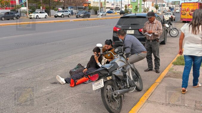 Motociclista queda herido en choque tras ser lanzado varios metros en avenida Tecnológico