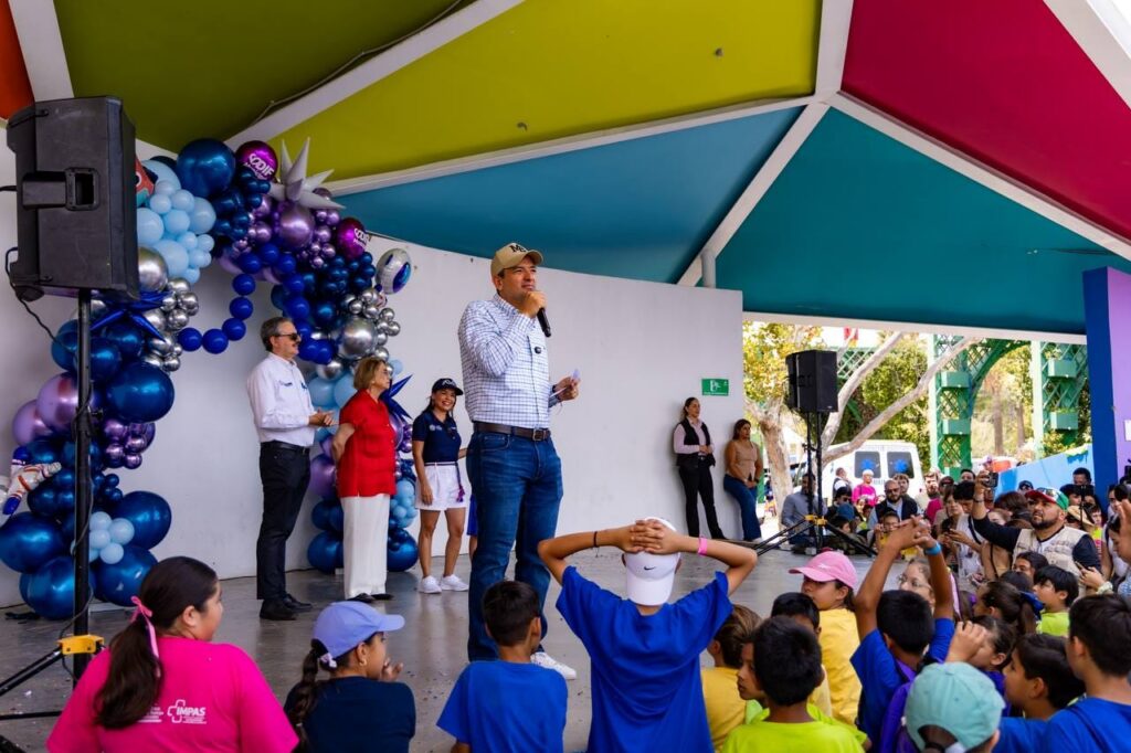 Clausura alcalde Marco Bonilla la Veraneada DIFertida 2026 en el Parque Colibrí