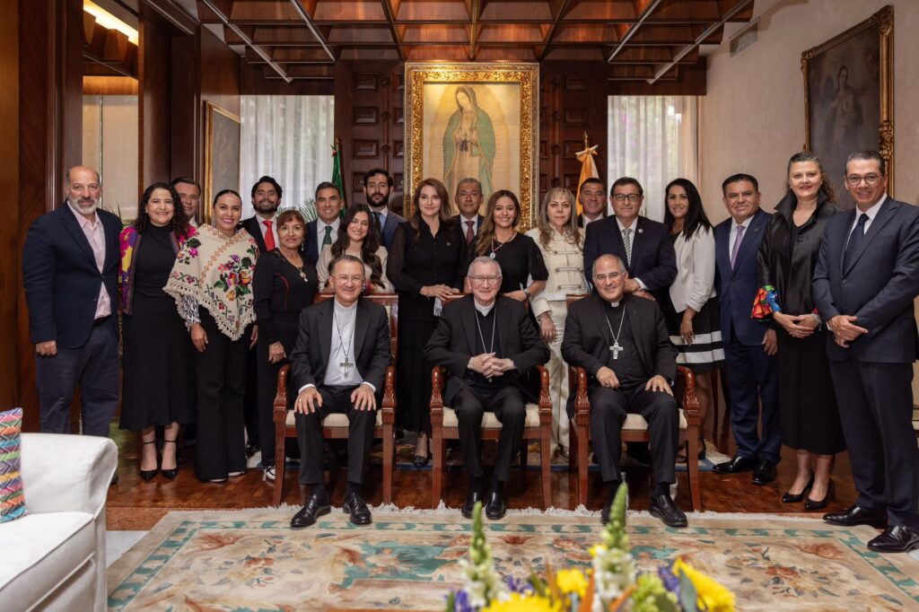 Promueve Alex Domínguez agenda de dignidad humana y cooperación internacional tras reunión en el Vaticano