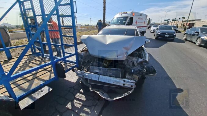 Exceso de velocidad provoca choque y deja dos mujeres lesionadas