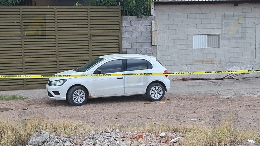Recuperan Volkswagen robado de autolavado; desaparecieron 10 mil pesos
