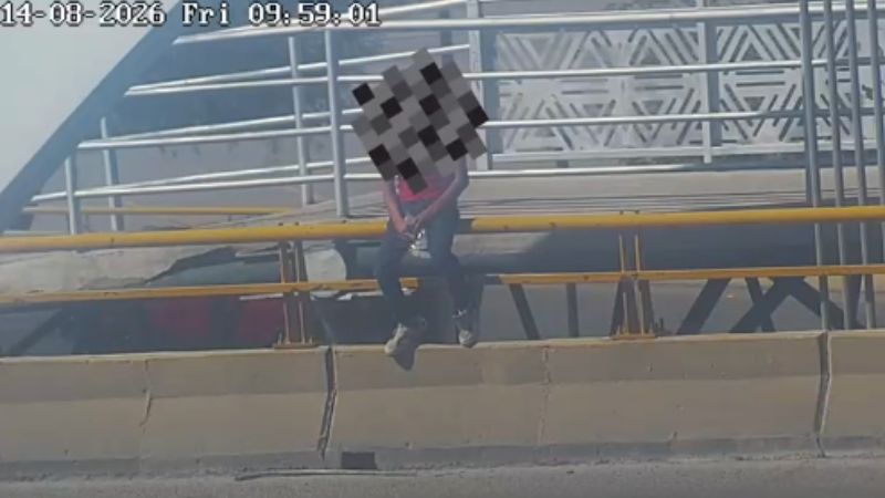 Evita Policía Municipal que persona en crisis atentara contra su vida