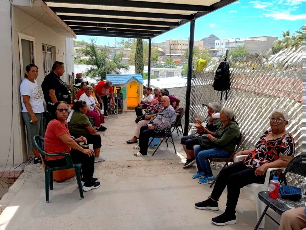 Ofrecen talleres de prevención de riesgo en colonias
