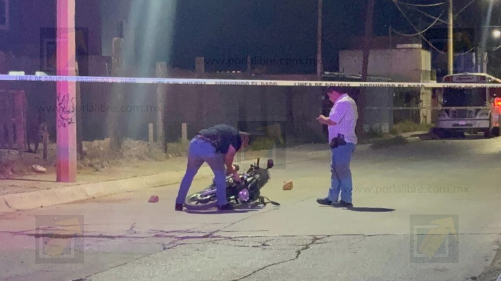 Padre enfrenta a golpes a sicario armado y salva a su hijo de ser ejecutado en Villa Juárez