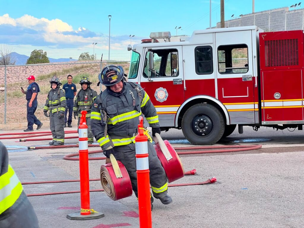 Inicia Combat Challenge 2026 en el marco del Día del Bombero