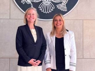 Maru Campos se reúne con la cónsul general de los Estados Unidos en Juárez