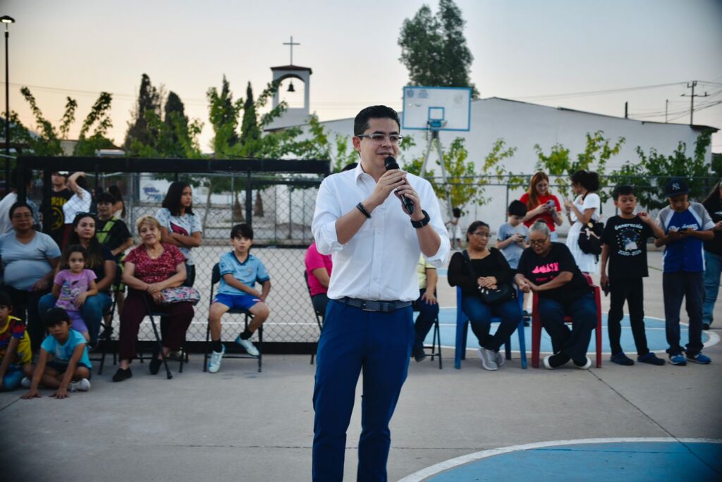 Rafa no para en las colonias, visita Lealtad y Francisco Ruiz Massieu