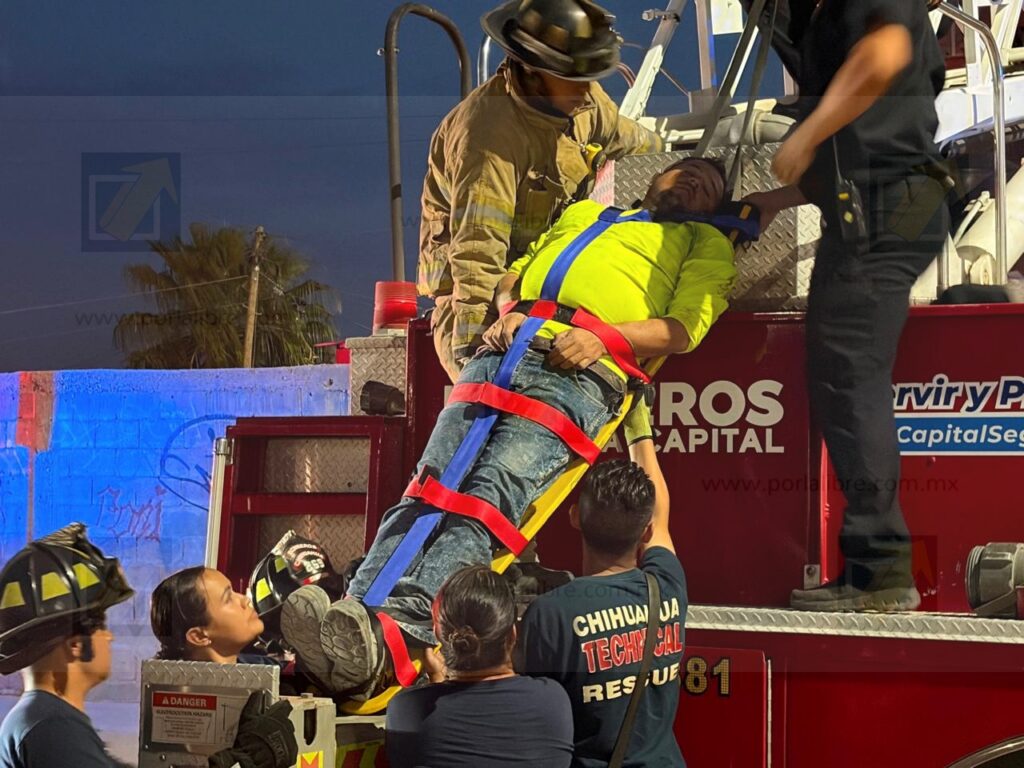 Sufre descarga eléctrica en la azotea al reparar un aire acondicionado en la colonia Punta Oriente