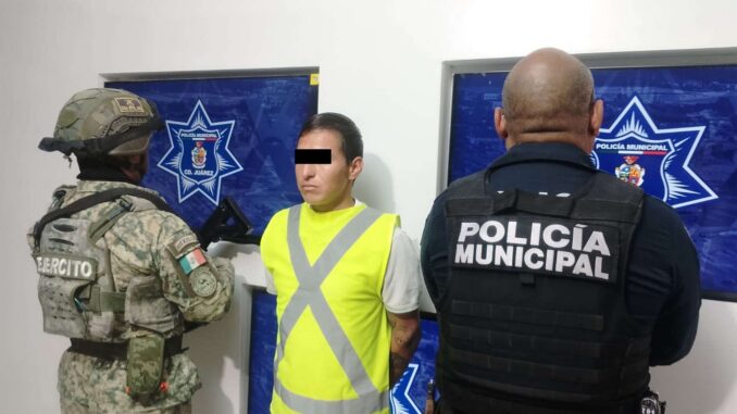 Detienen a sujeto con orden de aprehensión