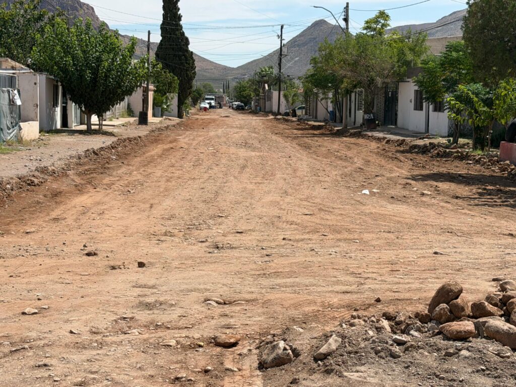 Inicia Gobierno Municipal pavimentación en calle Daniela Ortiz de la colonia Revolución