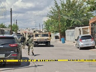 Nuevo cateo en Villas del Rey deja más armas, explosivos y droga asegurados