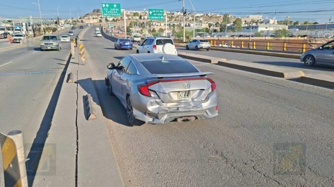 Choque por alcance desata caos vial en el Periférico de la Juventud
