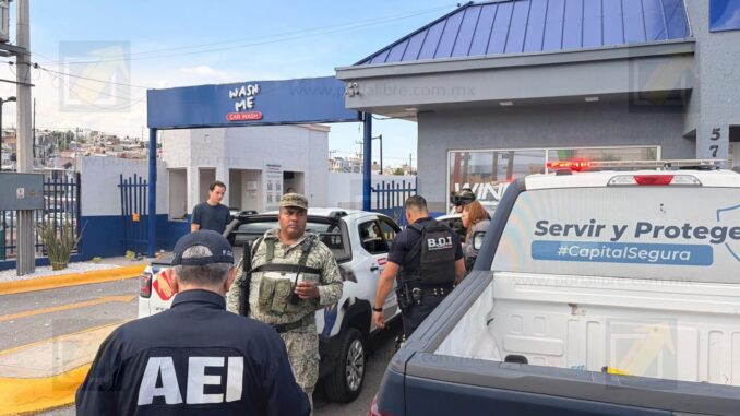 Explosión por acumulación de gas deja a mujer con quemaduras en autolavado