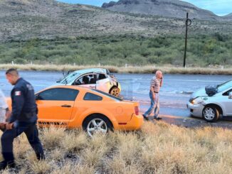 Fuerte choque en la Chihuahua-Delicias deja al menos cuatro personas lesionadas