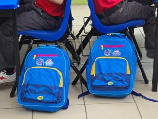 Continúa Municipio la entrega de Mi Bolsa Escolar en escuelas de la Capital