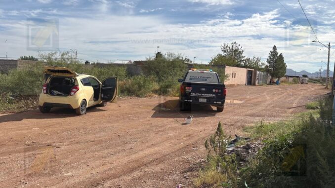 Localizan vehículo abandonado en Los Llanos