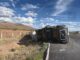Tráiler cargado con azúcar y llantas en la carretera a Delicias; surge la rapiña