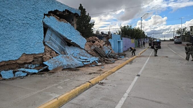 Reportan 17 emergencias relacionadas con lluvias y rachas de viento en Juárez