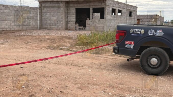 Localizan sin vida a hombre dentro de una tapia en la colonia Valle Dorado