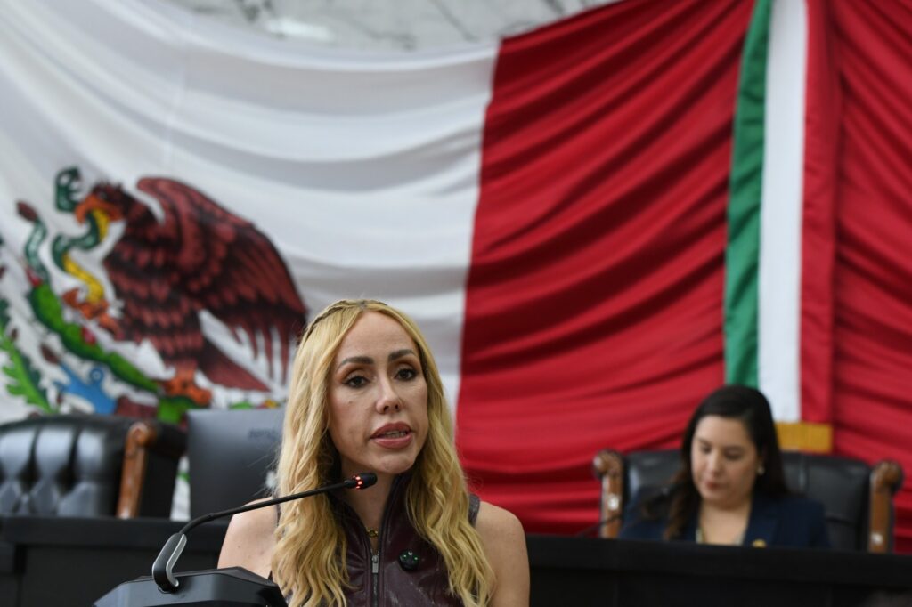 Brenda Ríos alza la voz por policías de Chihuahua
