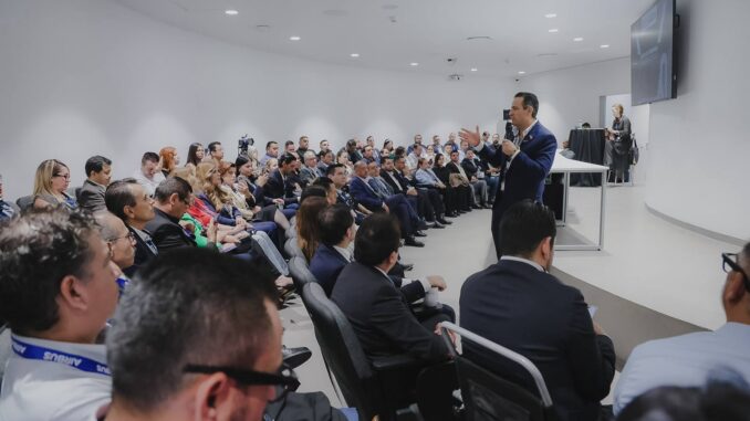 Presenta Marco Bonilla estrategia de seguridad de la Capital durante Tech Day en la Torre Centinela