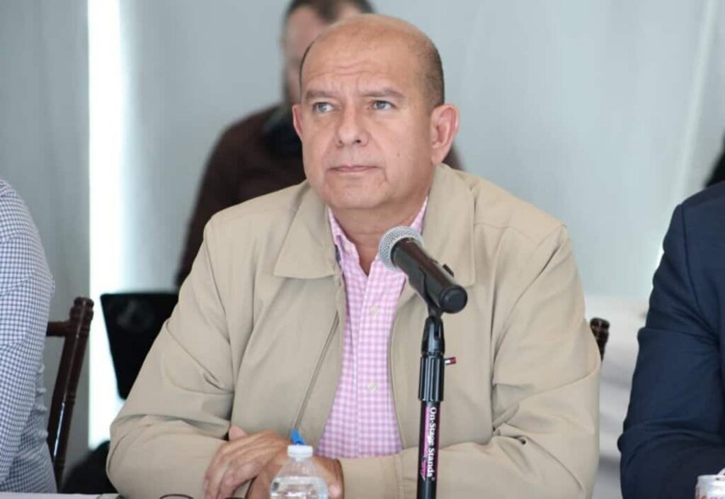 Cuauhtémoc Estrada impulsa transparencia y solicita a la UACH rendición de cuentas sobre arrendamiento de inmuebles