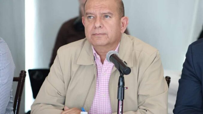 Cuauhtémoc Estrada impulsa transparencia y solicita a la UACH rendición de cuentas sobre arrendamiento de inmuebles